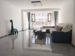 玫瑰园电梯4楼132平110万