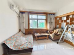 大润发南新庄南区5楼 三室一厅 家具家电齐全拎包入住生活便利