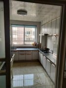 青阳尚居3楼80.89平2室精装修带地下室39.8万