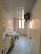 倾城苑三楼125平三室两卫精装带24平车库69.8万急售捡漏