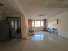 倾城苑三楼125平三室两卫精装带24平车库69.8万急售捡漏