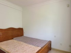 出租自在香槟83平2居室拎包入住