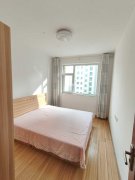 荣盛小区6楼113平3室