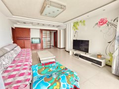 万隆国际电梯房11楼 121平两室一厅 精装修送地下室可贷款 万隆国际电梯房11楼 121平两室一厅 精装修送地下室可贷款