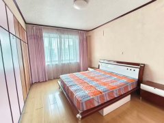 市中心 得润居电梯10楼带车库 拎包入住 3居室 支持贷款