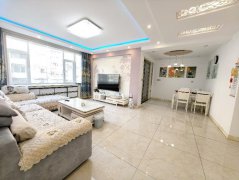 CF三环嘉苑精装修三楼123平带车库楼房出售