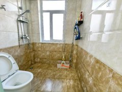 CF三环嘉苑精装修三楼123平带车库楼房出售