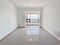 中骏世界城 精装修 采光很好 3室2厅2卫 证全 支持贷款