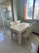 出租成山奥苑，二楼，116平，精装，带车库，1500