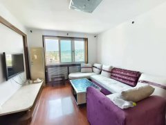 振华北 青山南区5楼带阁楼四室两卫 家具家电齐全拎包入住