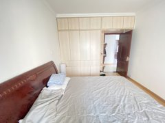 出租！三环西区电梯3楼85平。2室！家电齐全