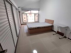 视野超好 曙光西区4楼94平 送阁楼 带大露台 精装4室2卫