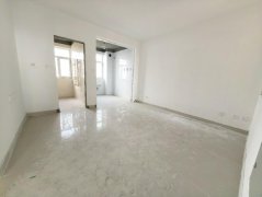 CF高阳小区电梯11层81平两室毛坯房33.8万急售