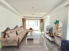 自在澜湾电梯洋房五楼125平三室两卫精装带地下室99.8万捡