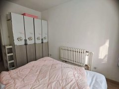 十里河步梯2楼59.44平一室两厅精装