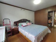 CF黎明住宅公司院内三楼126平带地下室和车库低价出售