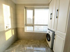 振华丰泽苑小区电梯14楼精装三室几乎未住