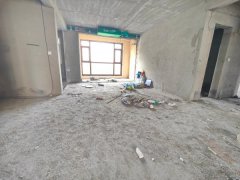 降！富桂园电梯洋房194平 4室2卫 带空调 证可贷款