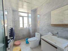 CF润德名园（实验二小西面）上下两层179平精装修可住两户人