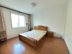 海山逸品华庭 青阳框架1楼131平 带车库 2卫 南客厅 s