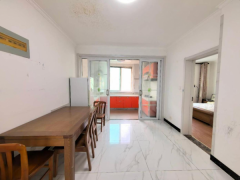 CF海山逸品华庭一楼131平带车库三室精装修仅售70万