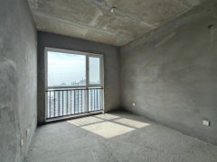 CF自在香滨可看湖复式177平四室毛坯房仅售67万