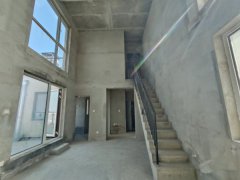 CF自在香滨可看湖复式177平四室毛坯房仅售67万