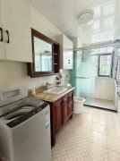 荣盛小区南排3楼 125平三室两厅精装修采光好送地下室可贷款