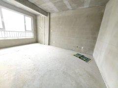 新一中附近书香世家步梯3楼97平毛坯三室一卫