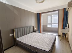 振华对面 丰泽园电梯14楼 精装带全套家具家电 支持贷款