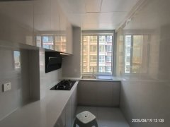 万隆国际前排12楼 精装未住 南厅落地窗 3居室 支持贷款