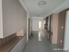 万隆国际前排12楼 精装未住 南厅落地窗 3居室 支持贷款