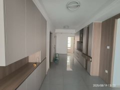 59.8万急售振华万隆国际电梯12楼精装123平拎包入住