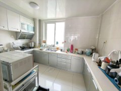 三环嘉苑3楼 142平 车库26平 双阳台落地窗 2卫