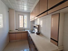 捡漏！世纪小学西倾城苑小区3楼125平69.8万带车库