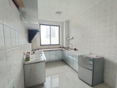 CF楼房出租：义乌北面丹桂苑小区五楼带阁可数 128平800