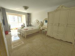 CF悦海苑小区市府附近电梯8楼122平送车位精装修