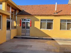 荣成 高铁附近 民房4间 带大院!一口价98000。 荣成 高铁附近 民房4间 带大院!一口价98000。