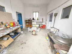 青山后张家村 3间民房 带院 门口可种菜 仅8.4万