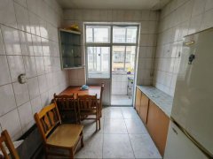 国泰小区平地起2楼，简装48.63平15.5万