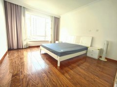 出租 清 华园电梯143平 3室2卫 拎包入住 有业主餐厅 