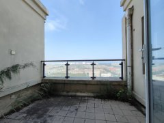 CF自在香滨电梯29层复式177.94平四室带大露台毛坯房