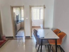 蜊江中小 九龙城樱花湖 自在香滨 电梯111平 精装 3室