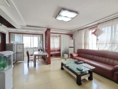 CF荷塘北区起脊五楼104平三室带装修仅售23.8万