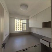 荣盛小区14楼102平三室现代品牌精装未住带地下室诚心出售