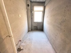 金帝桂都二楼87平两室毛坯带地下室49.8万诚心出售