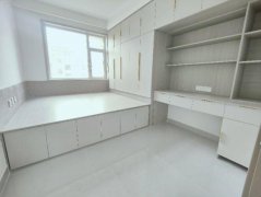 现代精装 高阳小区 电梯16楼113 房东自装 证全可贷