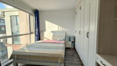 CF石岛开发区山海里小区框架三楼140平三室精装修出售