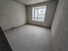 石核馨园二期小高层 144平 三室两厅两卫 新房！未装修从未