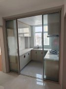 荣盛小区商品房南排3楼 101平三室两厅精装修未住 可做婚房